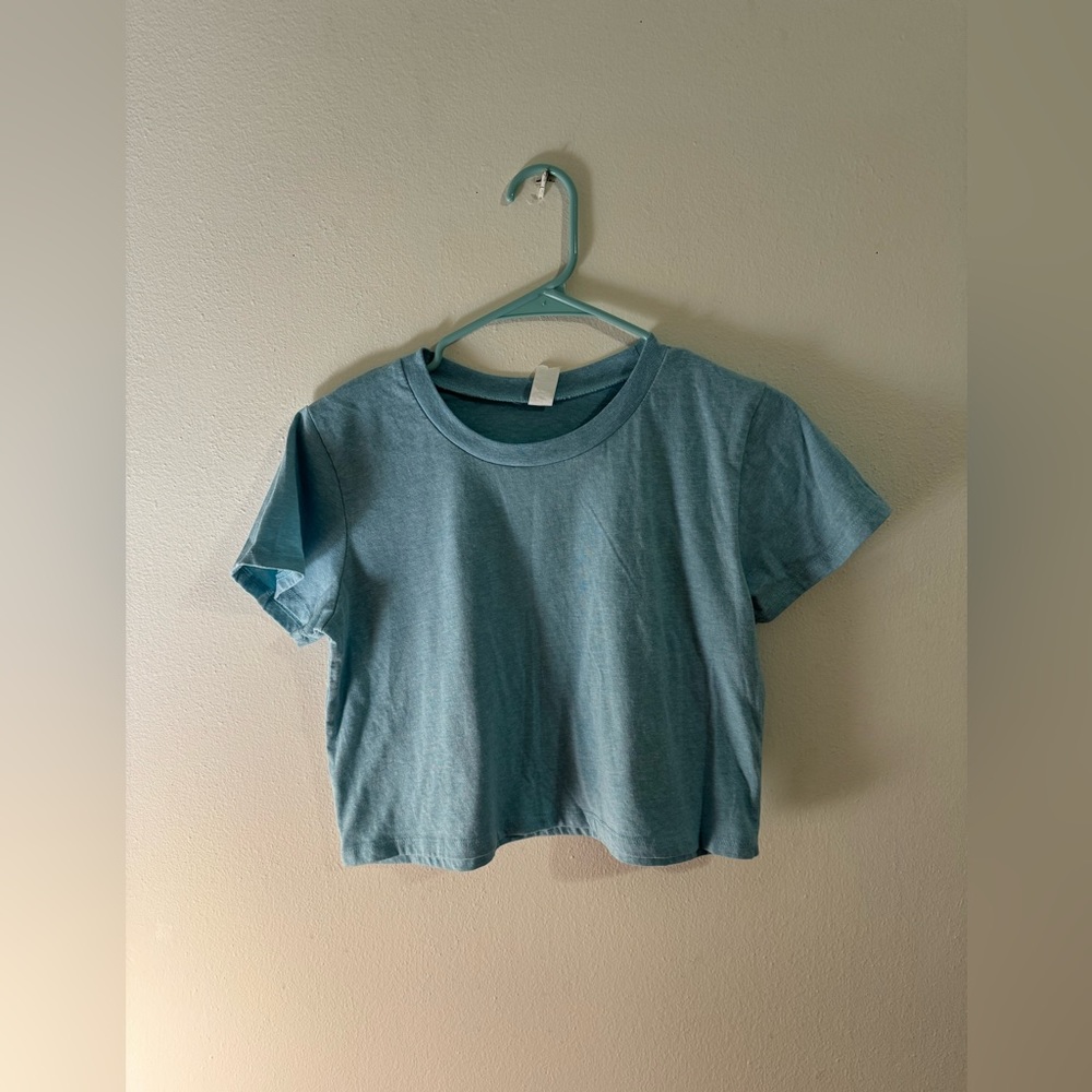 Basic cropped tshirt
